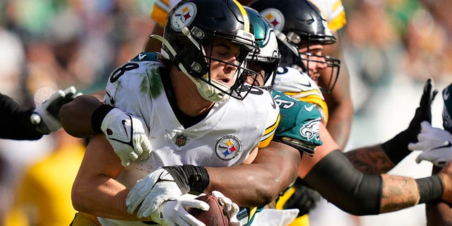 Philadelphia Eagles defensive tackle Javon Hargrave sacks Pittsburgh Steelers quarterback Kenny Pickett, #8, during the first half of an NFL football game between the Pittsburgh Steelers and Philadelphia Eagles, Sunday, Oct. 30, 2022, in Philadelphia. 